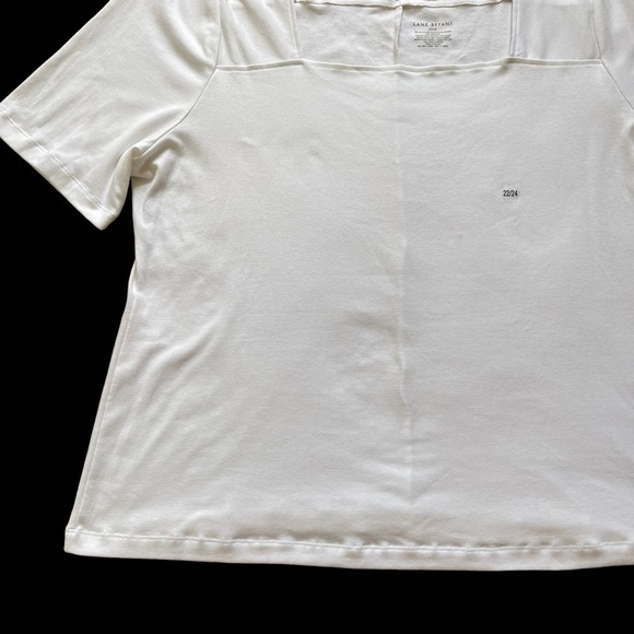 Lane Bryant Women’s Square Neckline White Top Plus Size 22/24 Neutral Classic - Picture 3 of 7